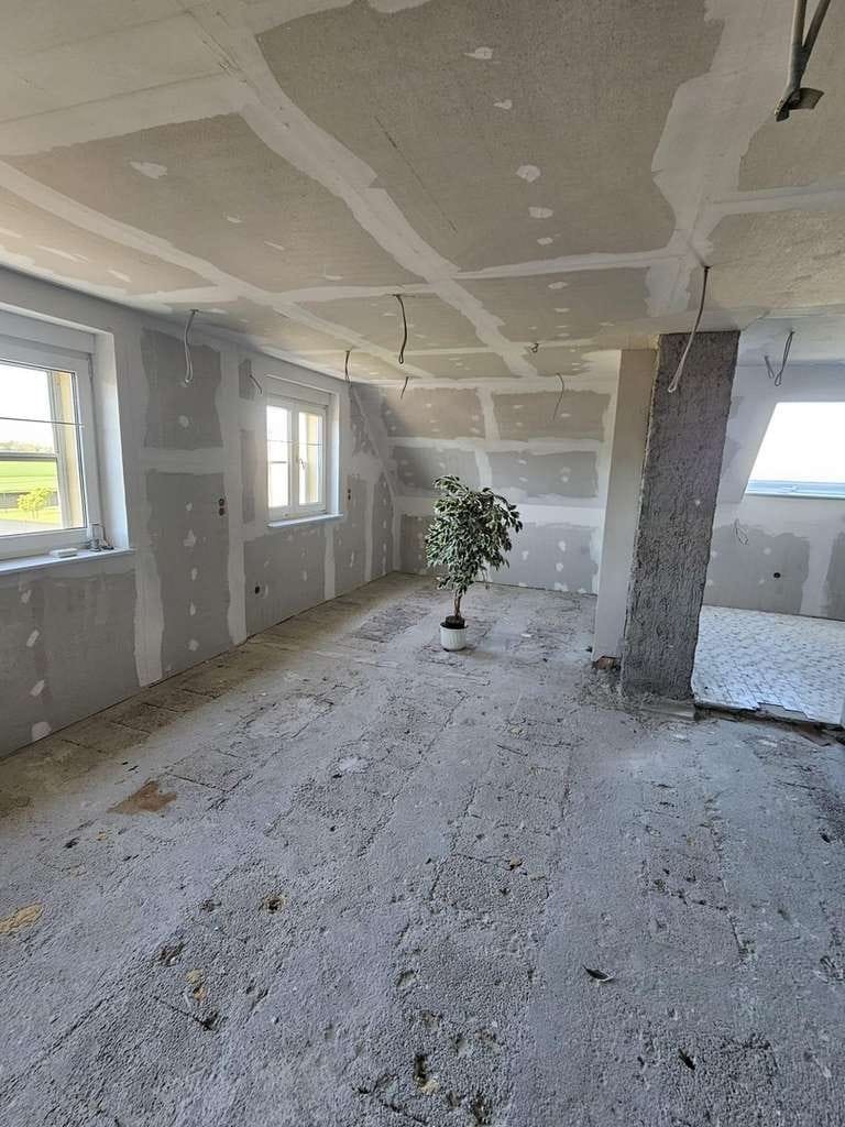 Immobilie in Meißenheim - Großzügige 5-Zimmer-Wohnung mit Ausbaupotenzial in Kürzell mit großer Garage + Garten - Bild 1