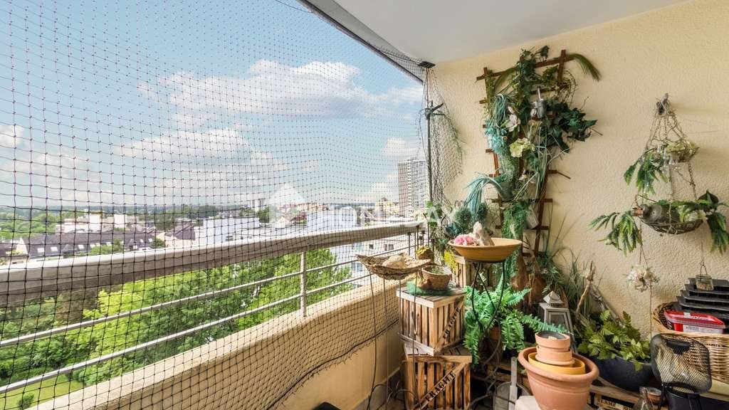 Immobilie in Neu-Isenburg - Gut geschnittene 2-Zimmer-Wohnung im obersten OG mit Balkon, Aufzug und Stellplatz in Neu-Isenburg - Bild 1