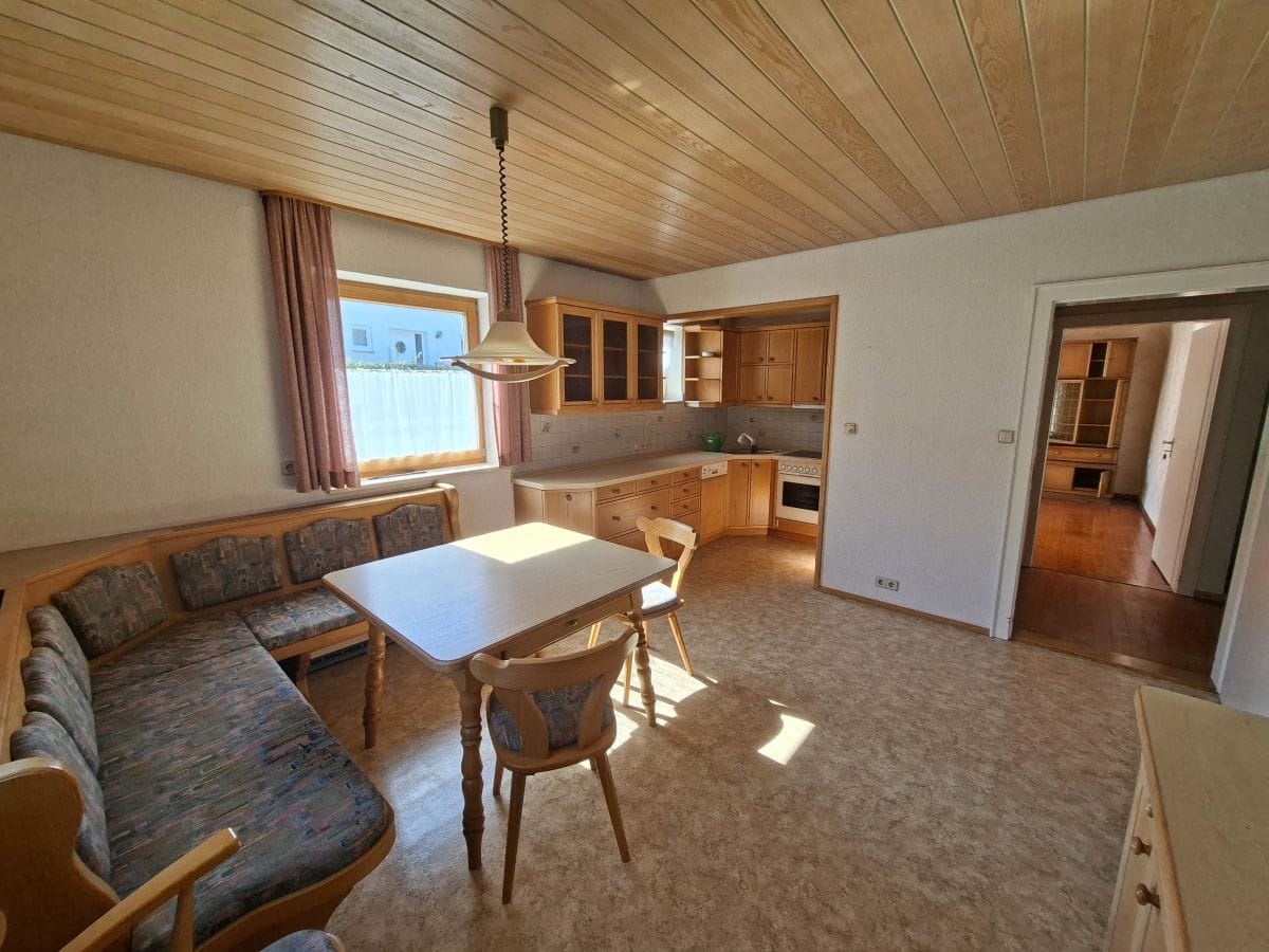 Immobilie in Ottobeuren - Einfamilienhaus mit Einliegerwohnung - Bild 3
