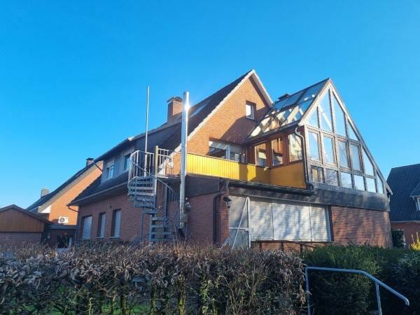 Immobilie in Bad Iburg - Wohnen im Wandel: Zweifamilienhaus mit individueller Entwicklung in 49186 Bad Iburg-Sentrup - Bild 0