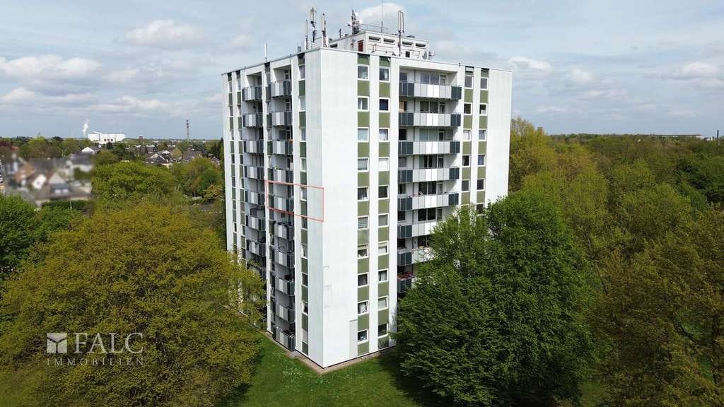Immobilie in Grevenbroich - Attraktive 3-Zimmer-Wohnung mit großem Balkon - Bild 1