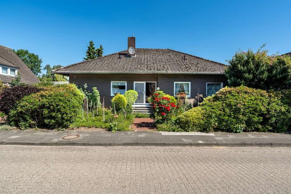Immobilie in Emstek - Großzügiger Bungalow in Emstek – Barrierefreies Wohnen auf einem attraktiven Grundstück mit viel ... - Bild 0