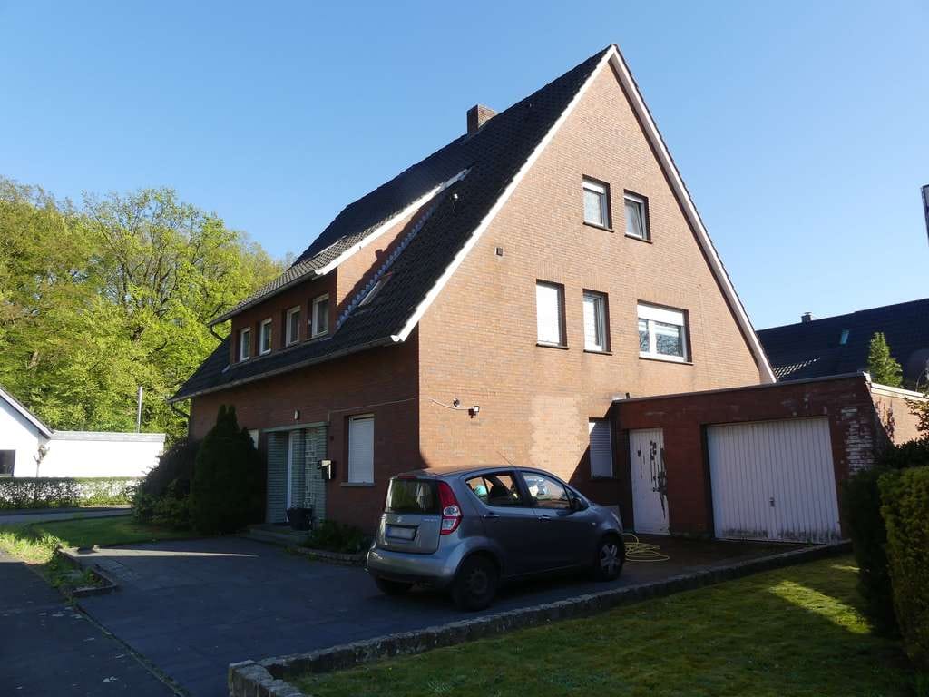 Immobilie in Harsewinkel - Provisionsfrei für Ersteher - Zweifamilienhaus in Marienfeld - Zwangsversteigerung! - Bild 1