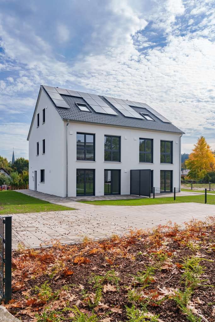 Immobilie in Aystetten - Exklusive Doppelhaushälfte zum Erstbezug // Neubau in Aystetten - Bild 2