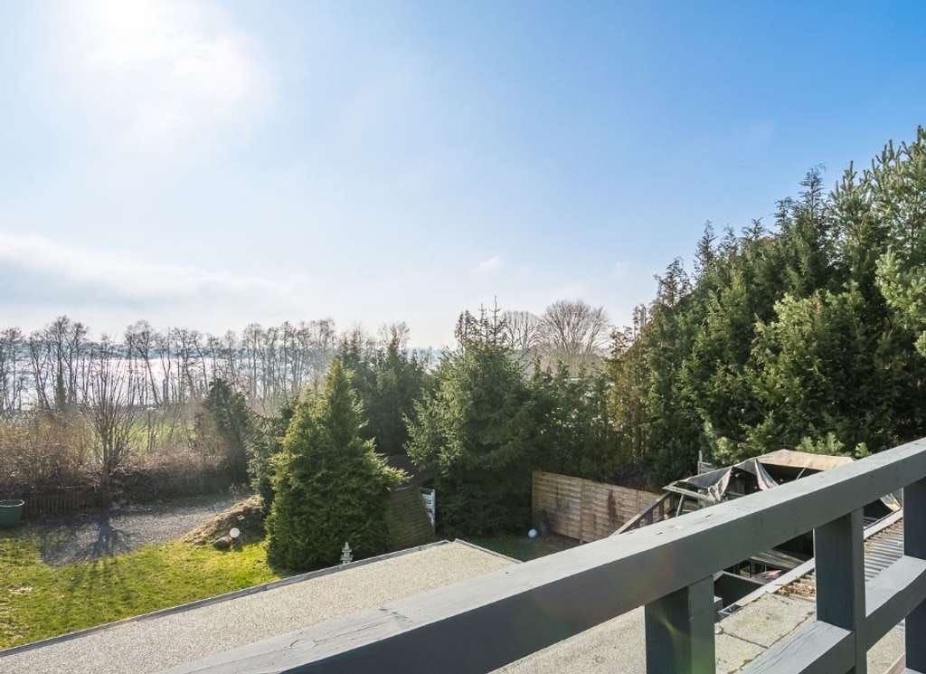 Immobilie in Scharbeutz - Mit Ferienvermietung Lizenz - 12 Betten-Es kann noch ein weiteres Haus gebaut werden,  für 10 Betten - Bild 2