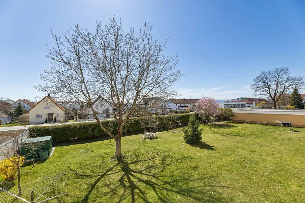 Immobilie in Buchloe - Raum für Familie, Alltag und Homeoffice – 4-Zimmer-Wohnung mit Balkon in Buchloe - Bild 2