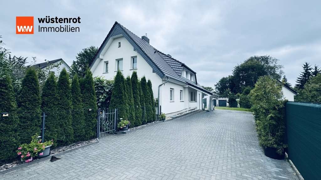Immobilie in Drebkau - WOW - Hier werden Wohnträume wahr - 2 tolle Wohneinheiten-umfangreich saniert,Kamin,Garage,Keller!! - Bild 1