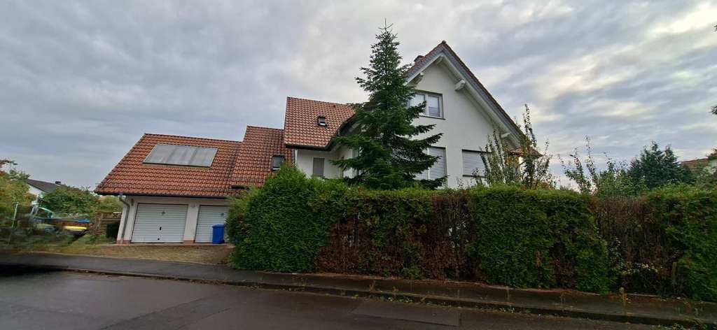 Immobilie in Kirchhain - Stilvolle Immobilie mit drei Einheiten, hochwertiger Ausstattung und Garten in Kirchhain - Bild 0