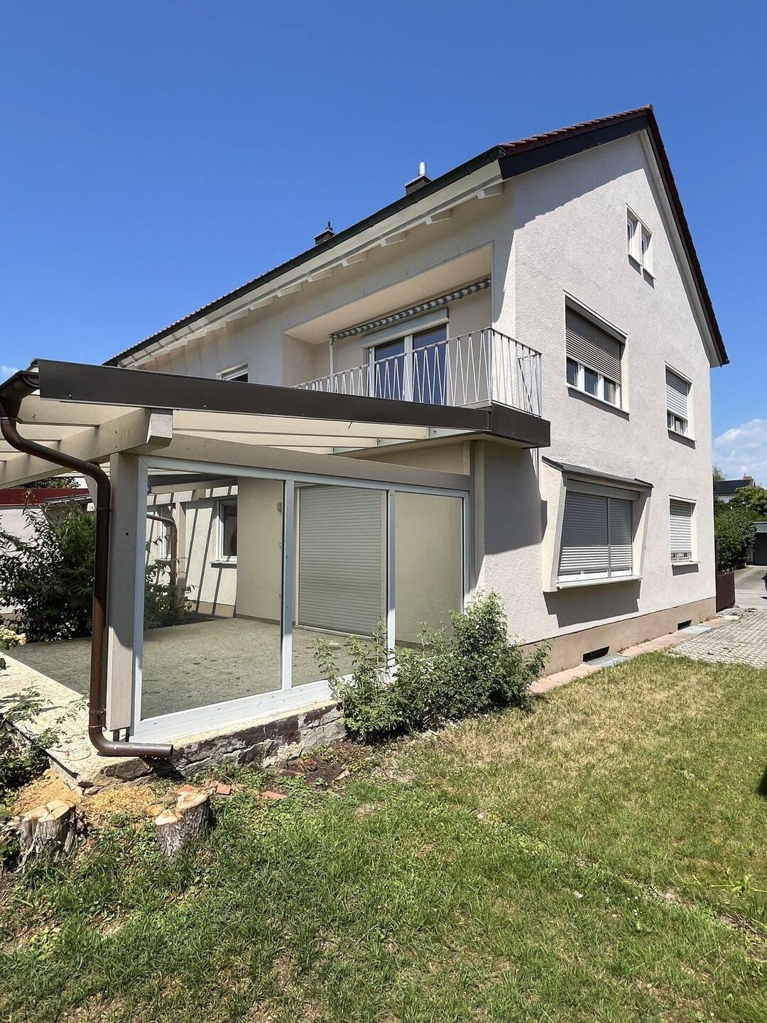 Immobilie in Straubing - Großzügiges Einfamilienhaus in Erbpacht mit viel Gestaltungspotenzial in Straubing - Bild 3