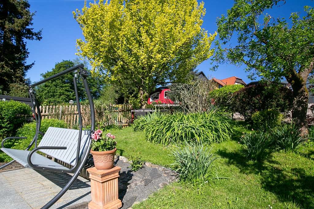 Immobilie in Wildenfels - GEPFLEGTES MEHRFAMILIENHAUS MIT GARAGE & TERRASSE IN IDYLLISCHER LAGE ! - Bild 0