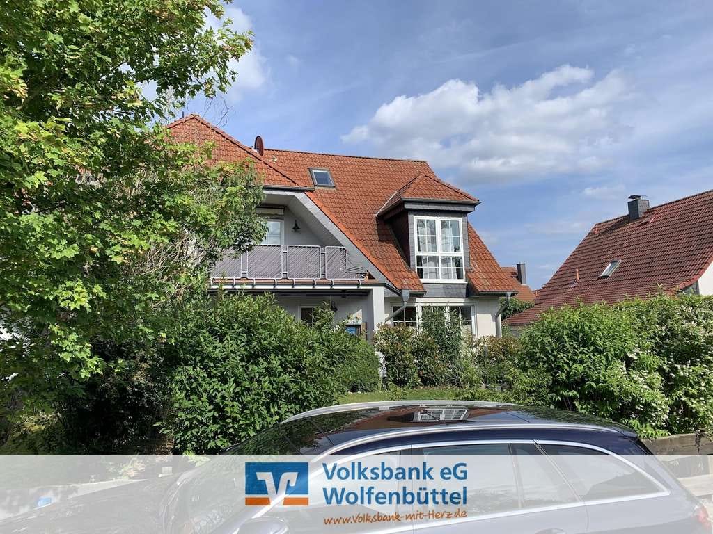 Immobilie in Schwülper - Dachgeschosswohnung zum Wohlfühlen - Bild 0