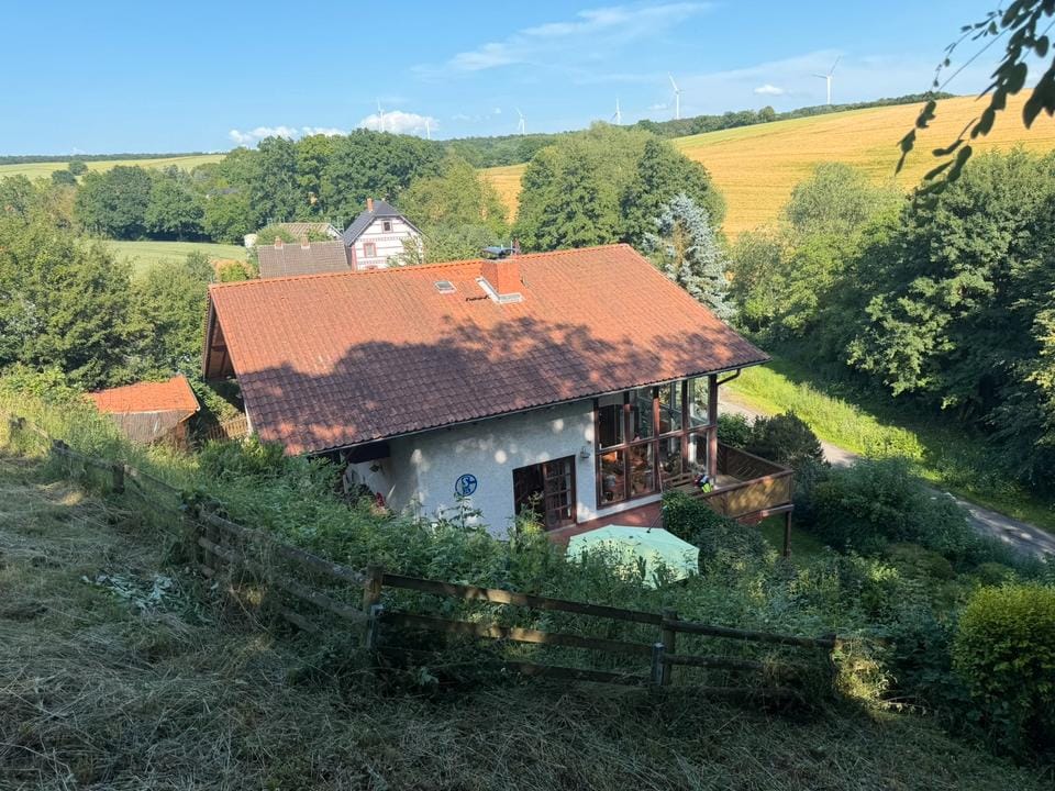 Immobilie in Felsberg - Wunderschönes Einfamilienhaus mit separater Einliegerwohnung - Bild 0