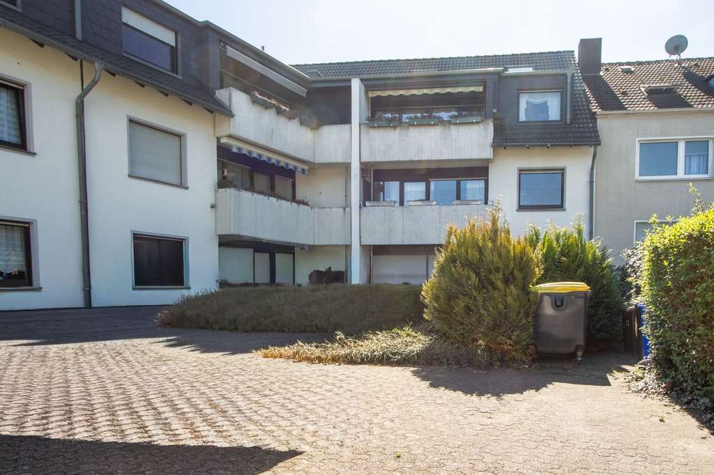 Immobilie in Gladbeck - Blömker! Gemütliche 3,5-Zimmer ETW mit Balkon, Spitzboden und Stellplatz in Gladbeck-Brauck! - Bild 1