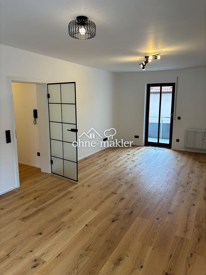 Immobilie in Gerolzhofen - Modern sanierte Eigentumswohnung in der Innenstadt in Gerolzhofen (Erstbezug nach Sanierung) - Bild 0