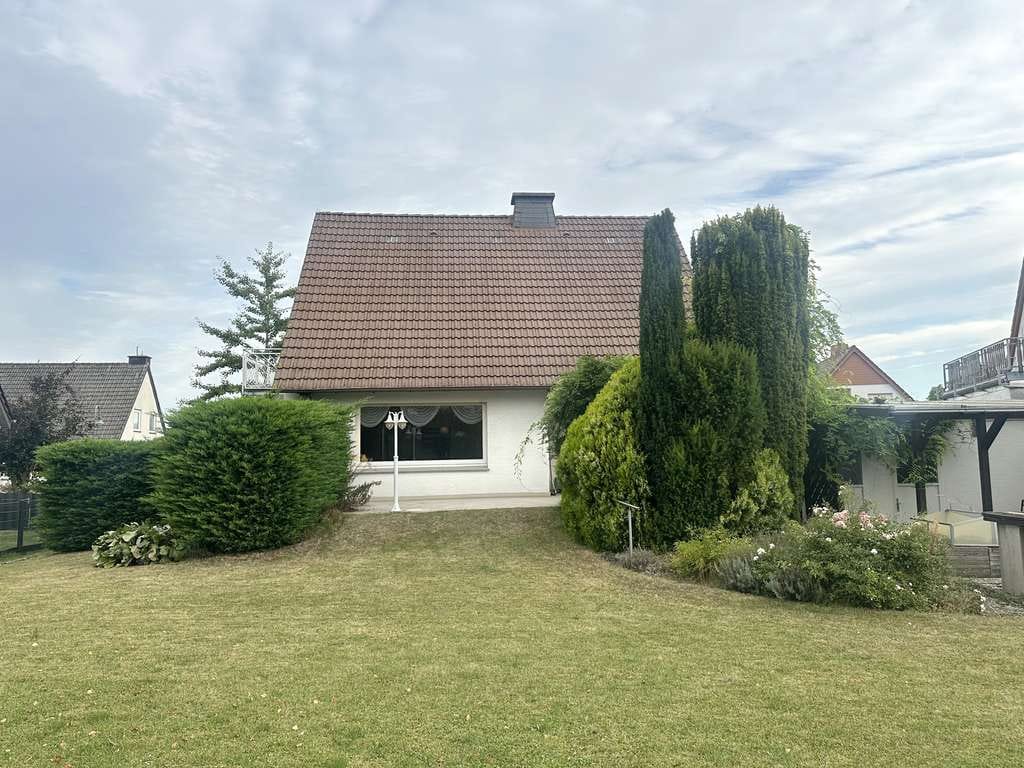 Immobilie in Anröchte - Einfamilienwohnhaus mit großem Garten in Anröchte! - Bild 0