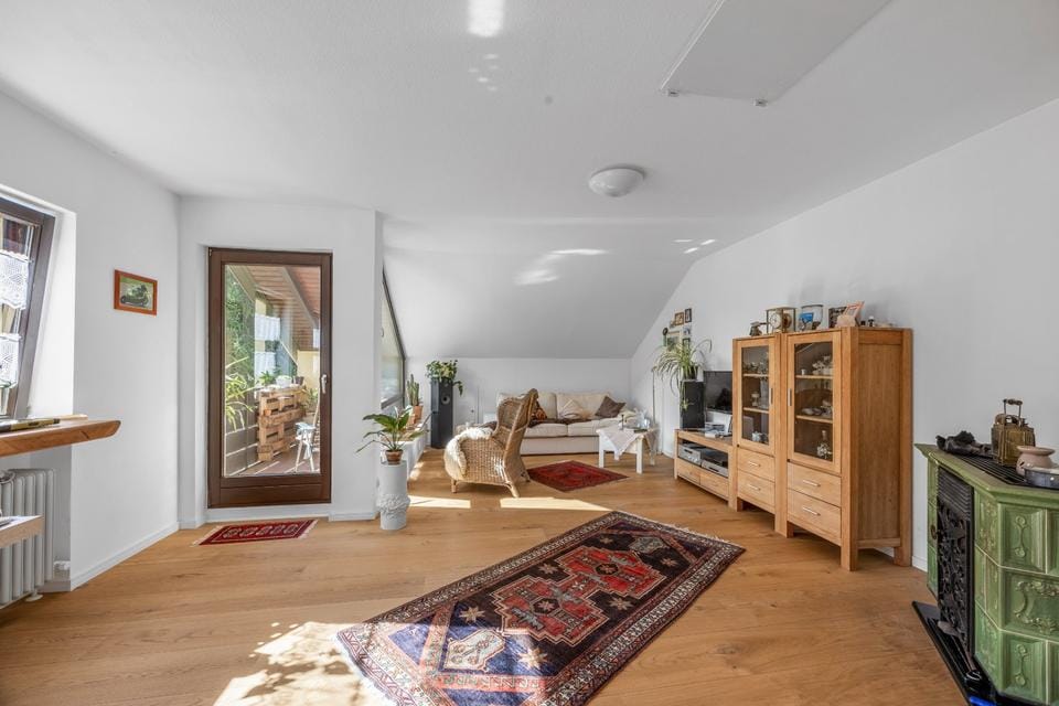 Immobilie in Goldkronach - Gemütliche Dachgeschosswohnung mit Loggia in ruhiger Wohnlage - Bild 0