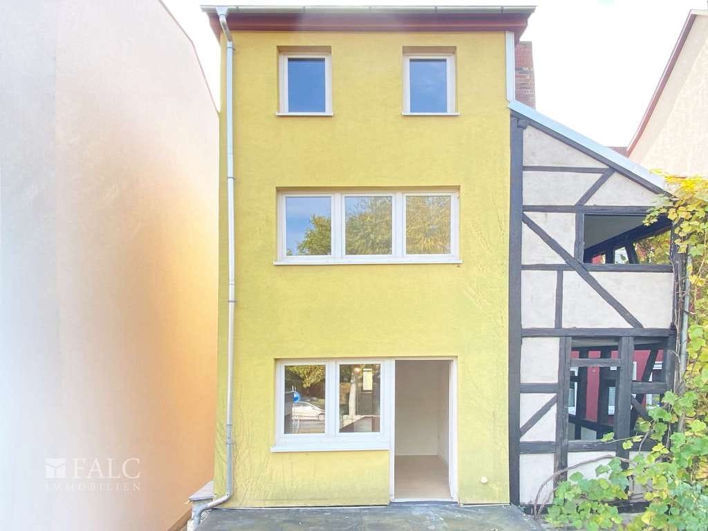 Immobilie in Oppurg - Kapitalanlage mit attraktivem Cashflow – Reihenendhaus in Pößneck mit 1.078 € Monatsmiete - Bild 2