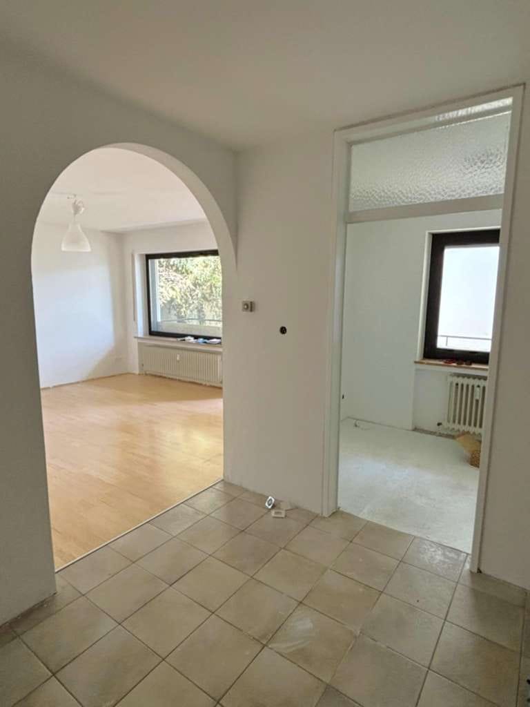 Immobilie in Maisach - Provisionsfrei - ruhige und gemütliche 2,5 Zimmer ETW mit großzügigem Ostbalkon mit Blick ins Grüne - Bild 2