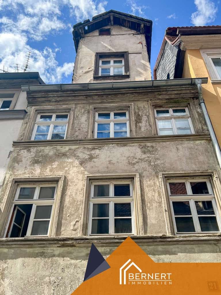 Immobilie in Bamberg - Mehrfamilienhaus im Herzen Bambergs - mit Entwicklungspotential - Bild 1