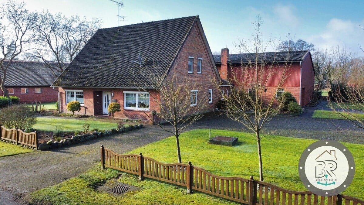 Immobilie in Mittelstenahe - Charaktervolles Bauernhaus mit großzügigem Grundstück, Stallungen und weitläufigem Hof - Bild 2
