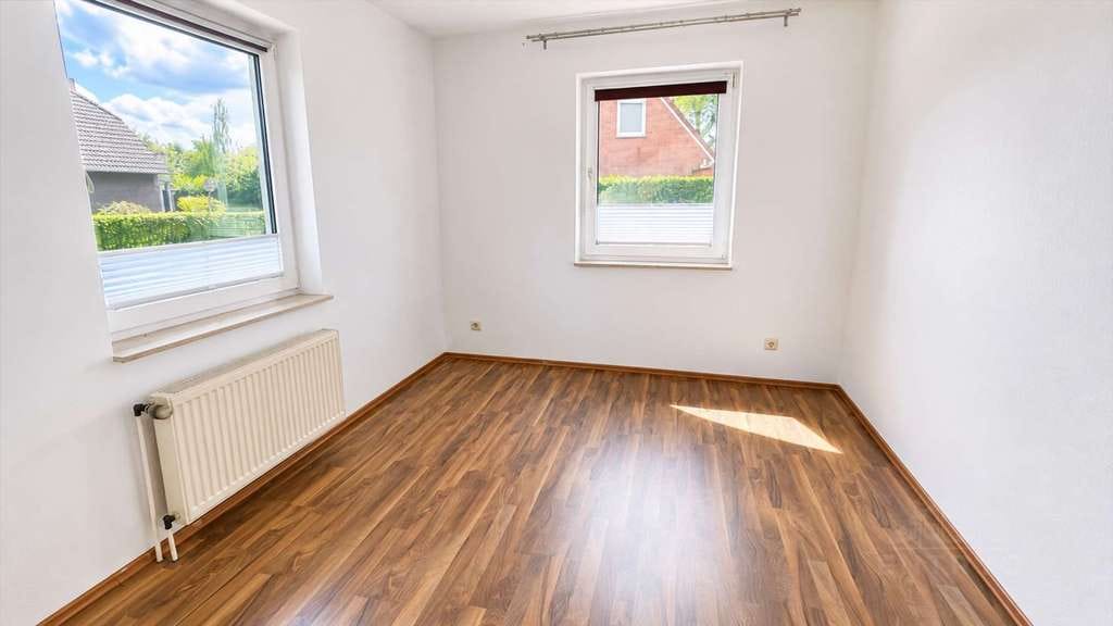 Immobilie in Friedeburg - Gemütliches Zuhause mit Ausbaureserve – Ideal für Senioren, Singles oder Paare - Bild 3