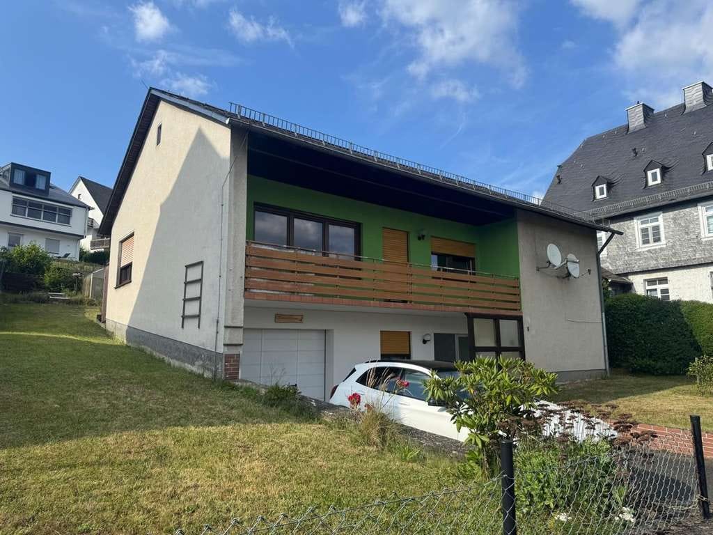 Immobilie in Herborn - Renovierungsbedürftiges Einfamilienhaus mit Potenzial in ruhiger Lage von Herborn-Seelbach - Bild 0