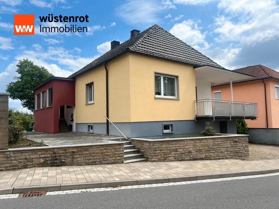 Immobilie in Theres - Ihr neues Zuhause in Untertheres -  freistehendes Einfamilienhaus solide gebaut, liebevoll gepflegt - Bild 0