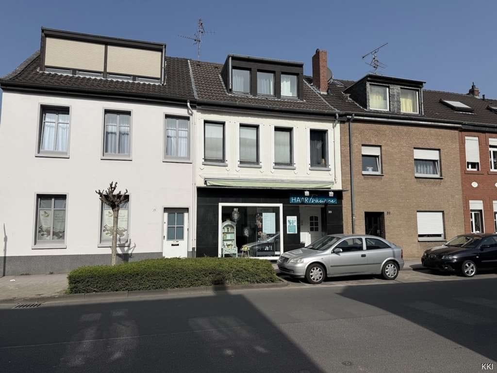 Immobilie in Tönisvorst - Schneiden, wohnen, profitieren – Ihr vermietetes Stadthaus mitten in St. Tönis - Bild 2