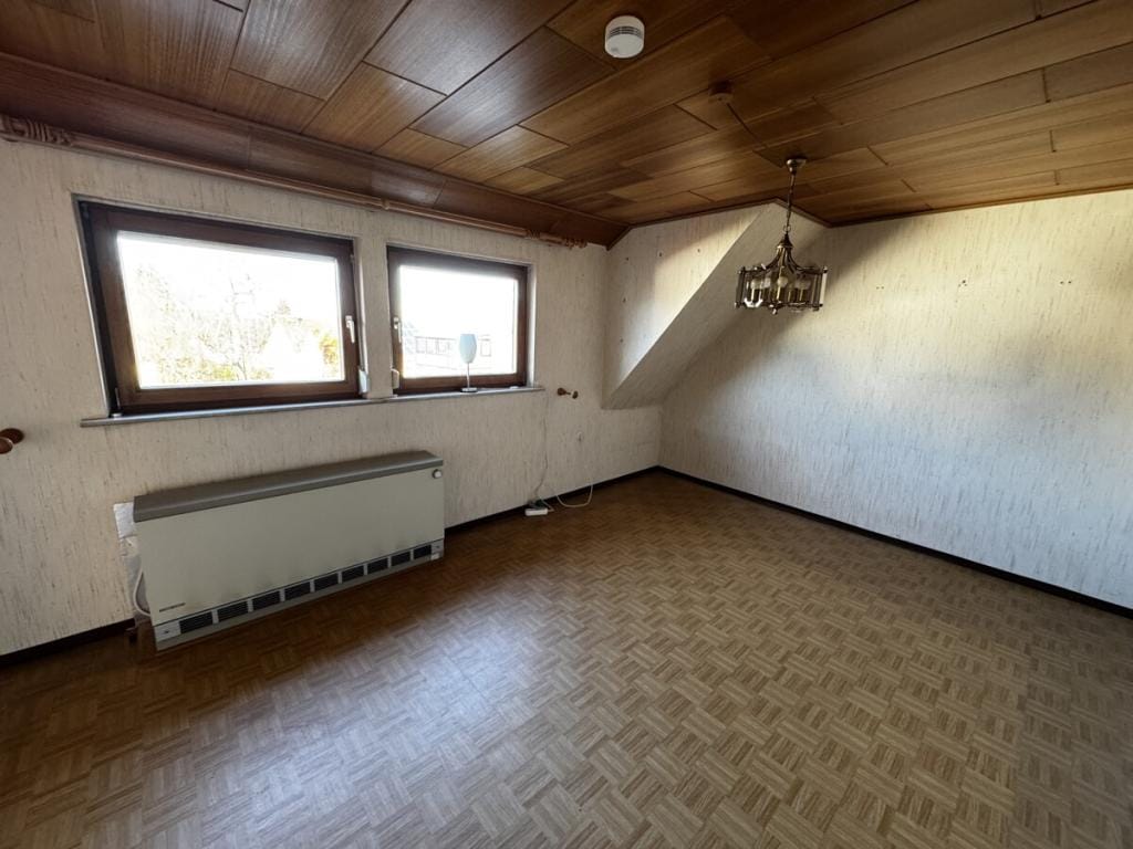 Immobilie in Immenhausen - Viel Platz für Ihre Familie! Einfamilienhaus mit großem Grundstück in Immenhausen - Bild 4