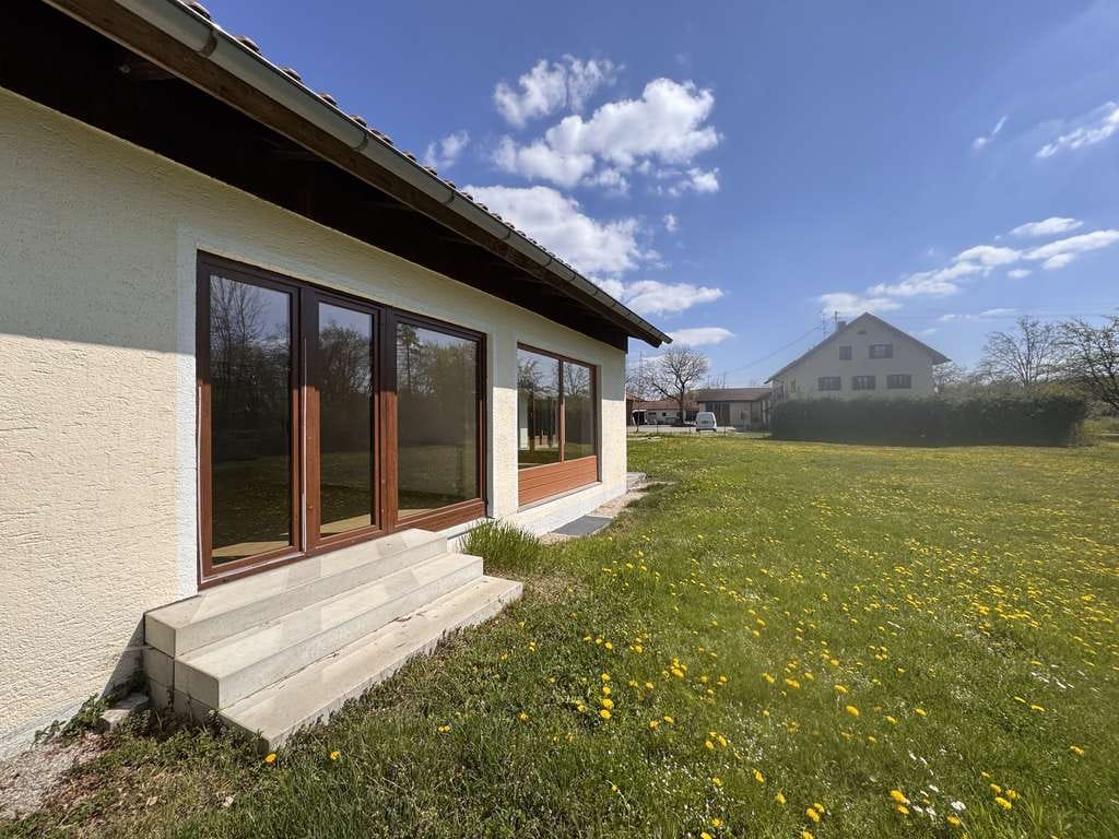 Immobilie in Ismaning - Top saniertes 3-Familien-Haus mit 480m² WFL und 3.158 m² Grund und Boden zum Schnäppchenpreis ! - Bild 1