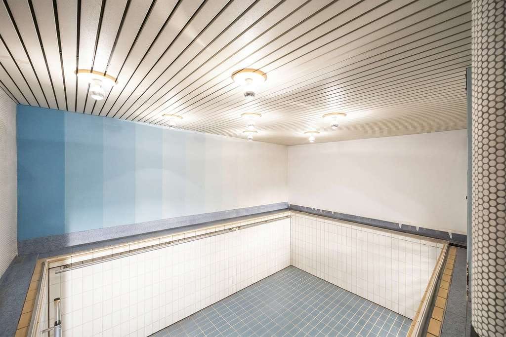 Immobilie in Möglingen - WEITBLICK: Familientraum mit eigenem Pool! - Bild 2