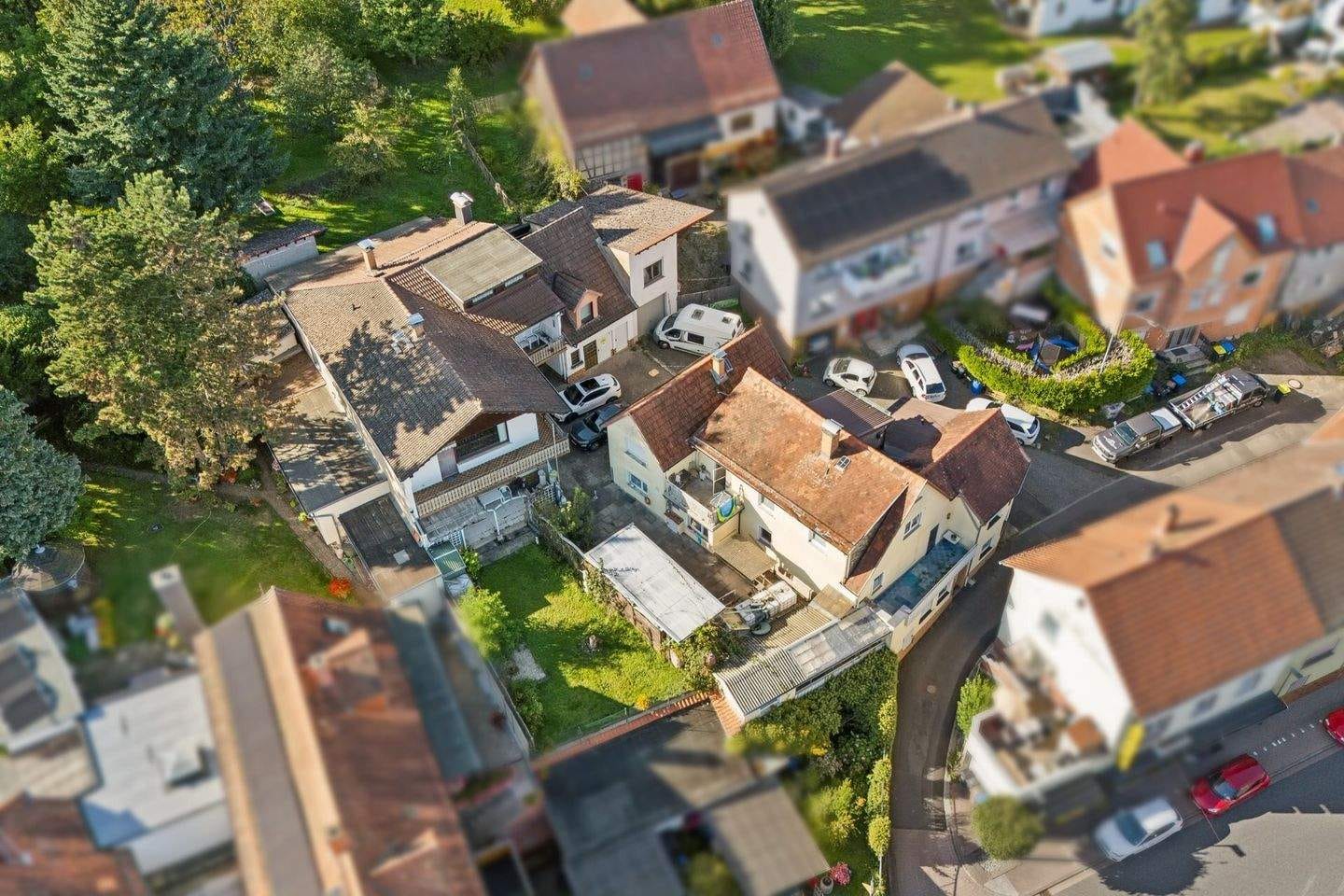 Immobilie in Gedern - 3 Häuser zum Wohnen und Anlegen - Bild 2