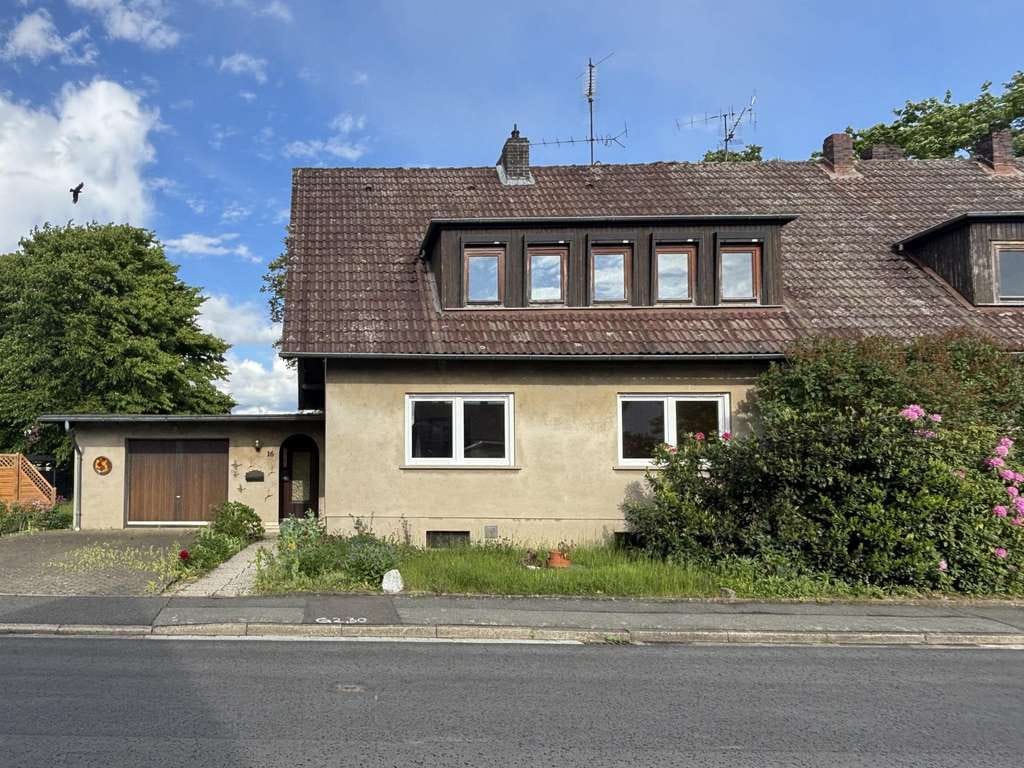 Immobilie in Herzberg am Harz - Kapitalanleger aufgepasst! 2 DHH auf 1228m² mit 242,1m² Wfl., 3 Garagen - Bild 2