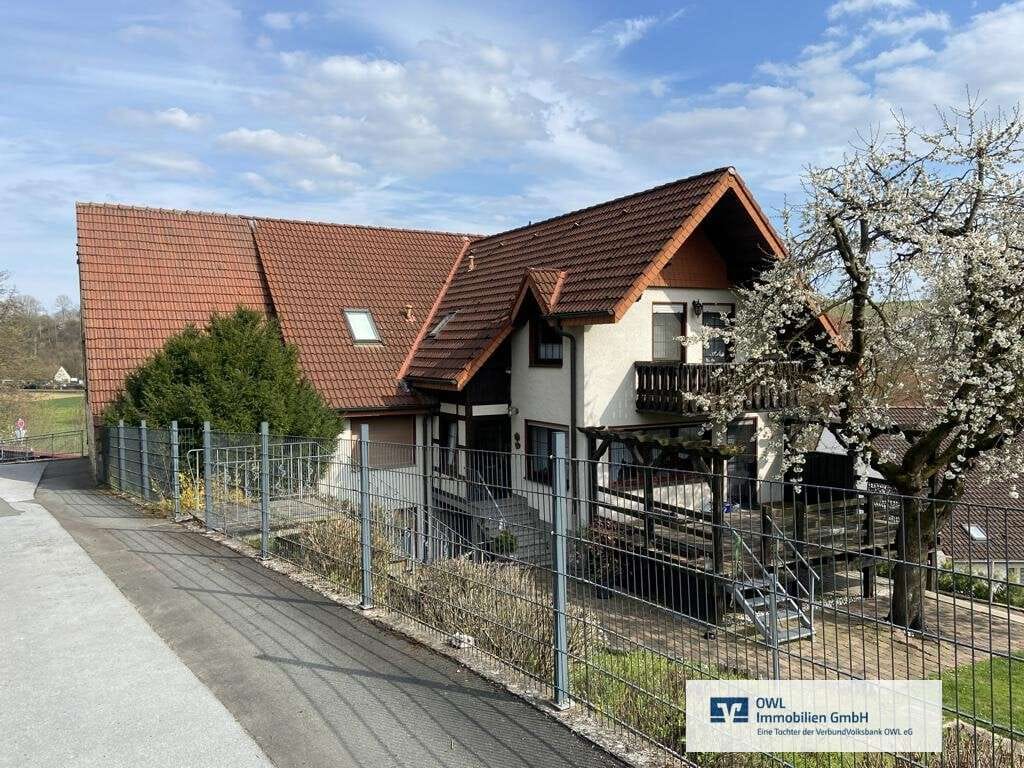 Immobilie in Büren - Eine ganz besondere Gelegenheit - 2 Wohneinheiten plus ehemaliges Stallgebäude - Bild 0