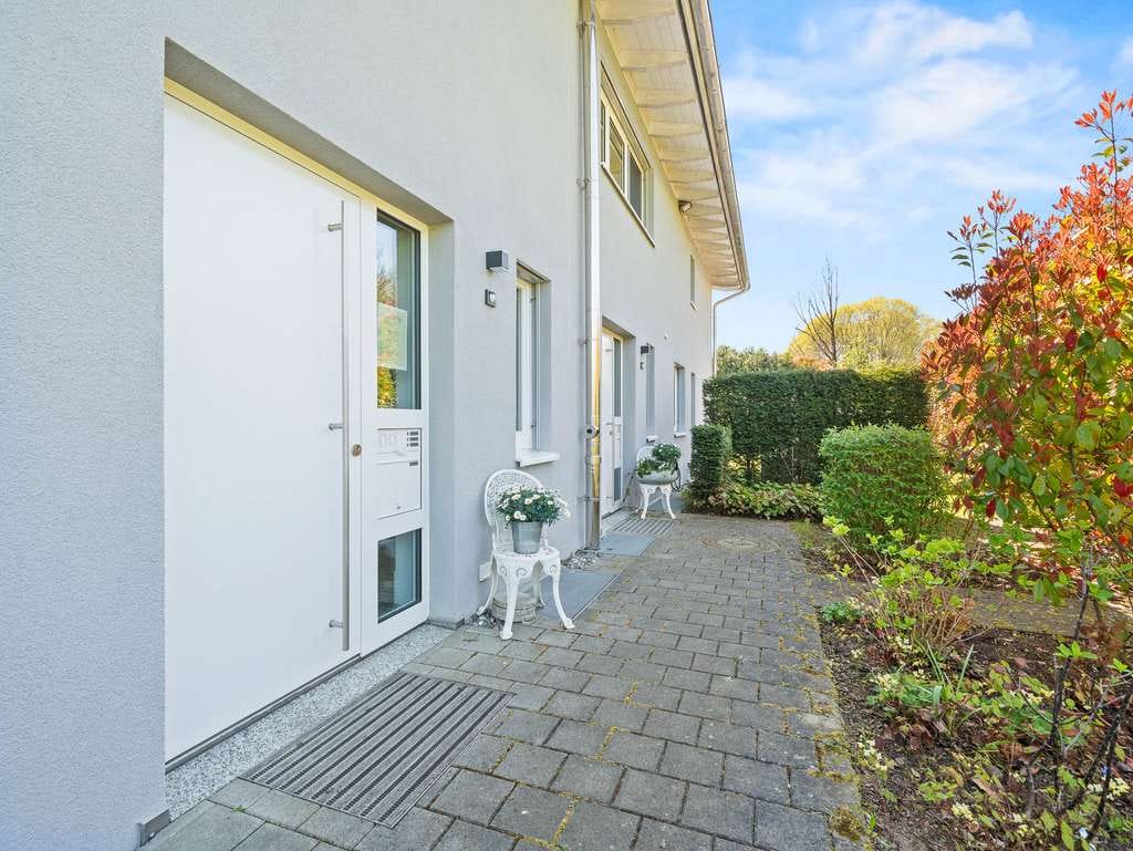 Immobilie in Öhningen - Exklusive Wellness-Oase und drei renditestarke Ferienwohnungen – direkt am Landschaftsschutzgebiet - Bild 1