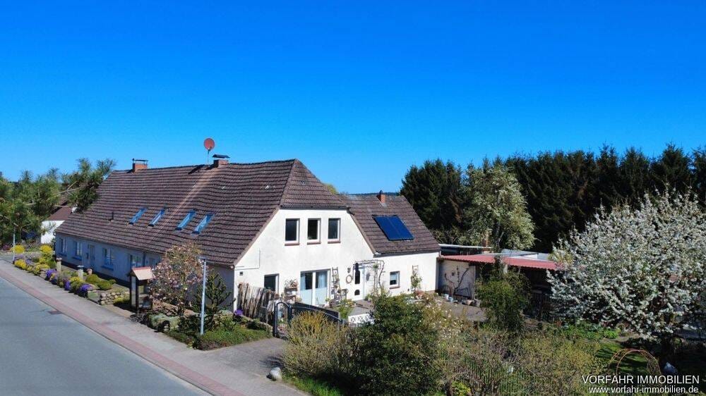 Immobilie in Plate - Mehrfamilienhaus mit großem Grundstück nahe der Landeshauptstadt Schwerin - Bild 1