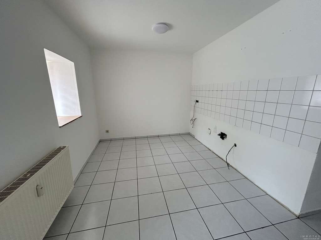 Immobilie in Gersheim - Großzügiges Zweifamilienhaus mit Dachterrasse - Bild 3