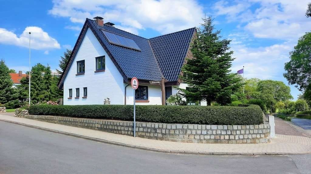 Immobilie in Stapel - Eiderblick und TOP-Energiewerte inklusive: Teilunterkellertes Wohnhaus, vielfach modernisiert!   - Bild 1