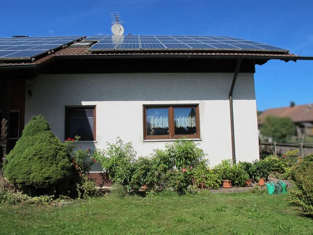 Immobilie in Ering - *Ideale Zweigenerationenimmobilie*
Einfamilienhaus mit Einliegerwohnung und Doppelgarage - Bild 4