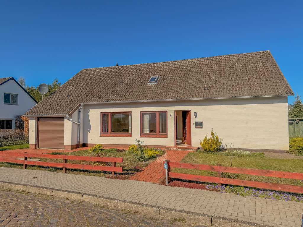 Immobilie in Uetersen - Geräumiges Einfamilienhaus in herzlicher Nachbarschaft. - Bild 1