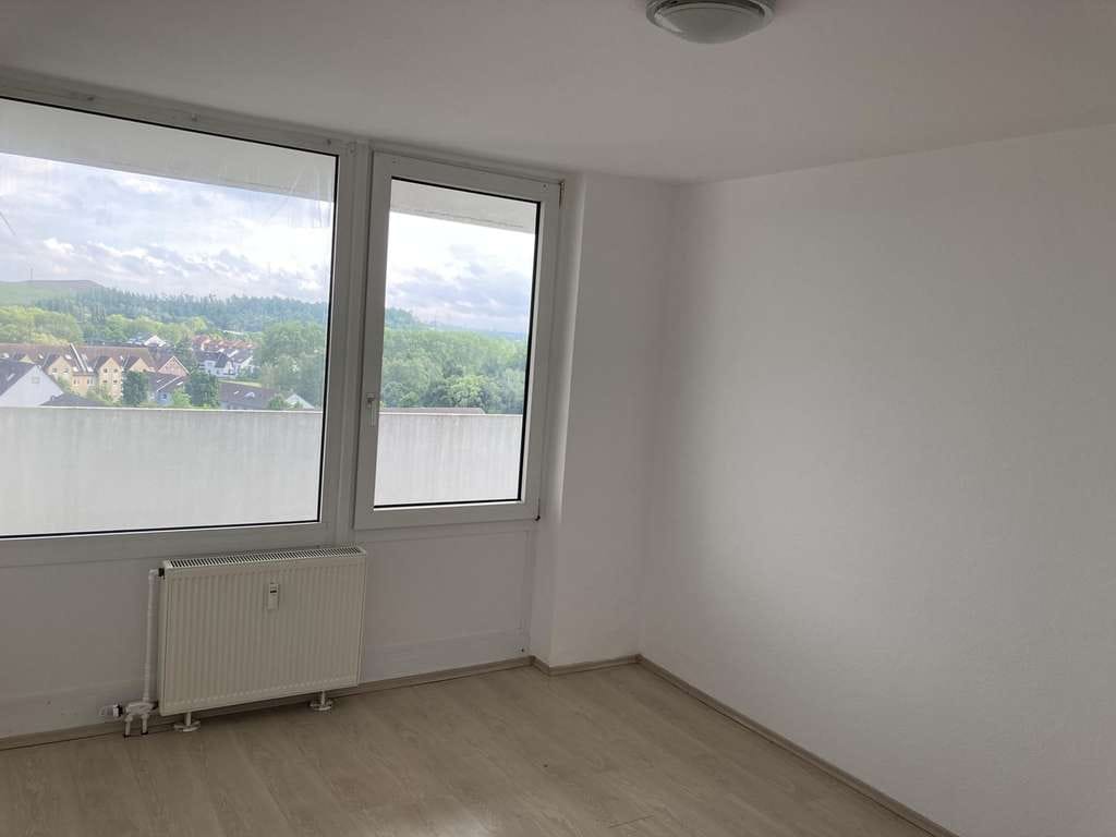 Immobilie in Gladbeck - Vermietete 3-Zimmer-Kapitalanlage mit großem Balkon und Fernblick | 67,5 m² | Gladbeck - Bild 3