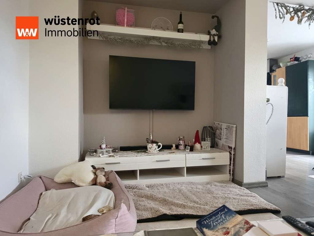 Immobilie in Hardt - Ihr Zuhause mit Hauscharater! Großzügig, privat und auf drei Etagen. - Bild 0