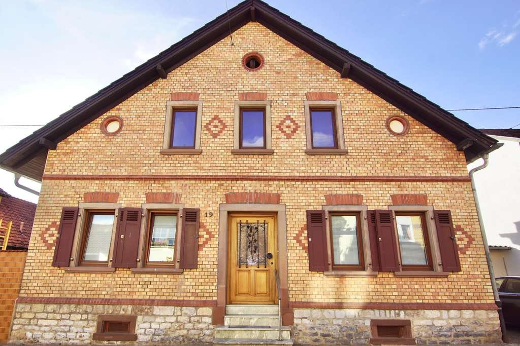 Immobilie in Schweppenhausen - Einfamilienhaus mit Entwicklungspotential in Schweppenhausen - Bild 0