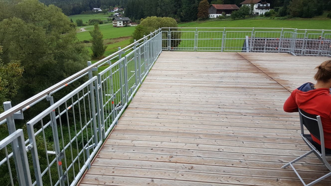 Immobilie in Grafenwiesen - Barrierefreie Erdgeschosswohnung (12) mit Dachterrasse und Pkw-Stellplatz  - Bild 0