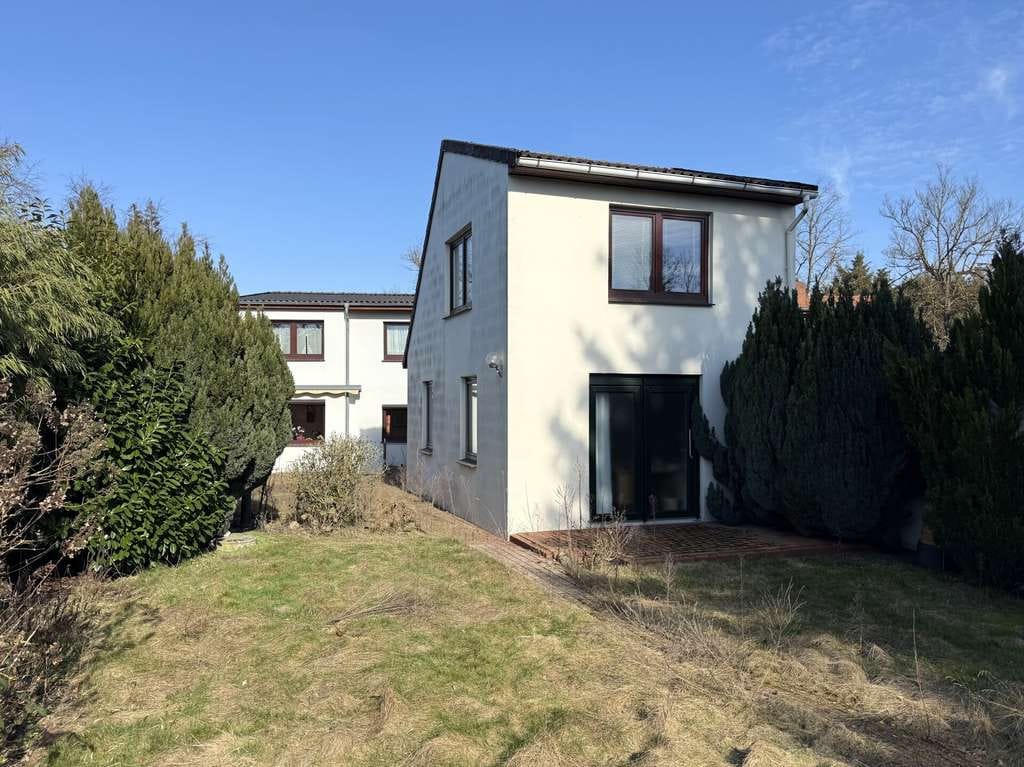 Immobilie in Verden (Aller) - Einfamilien-Reiheneckhaus mit Anbau und sichtgeschütztem Garten - Bild 1