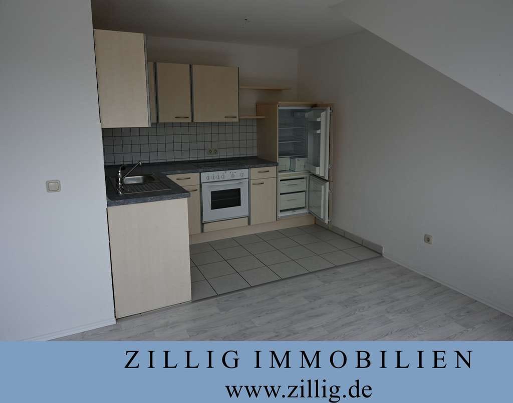 Immobilie in Bernhardswald - Schöne 1-Zimmer-Wohnung in Bernhardswald mit EBK und Carport - ZILLIG IMMOBILIEN - Bild 2