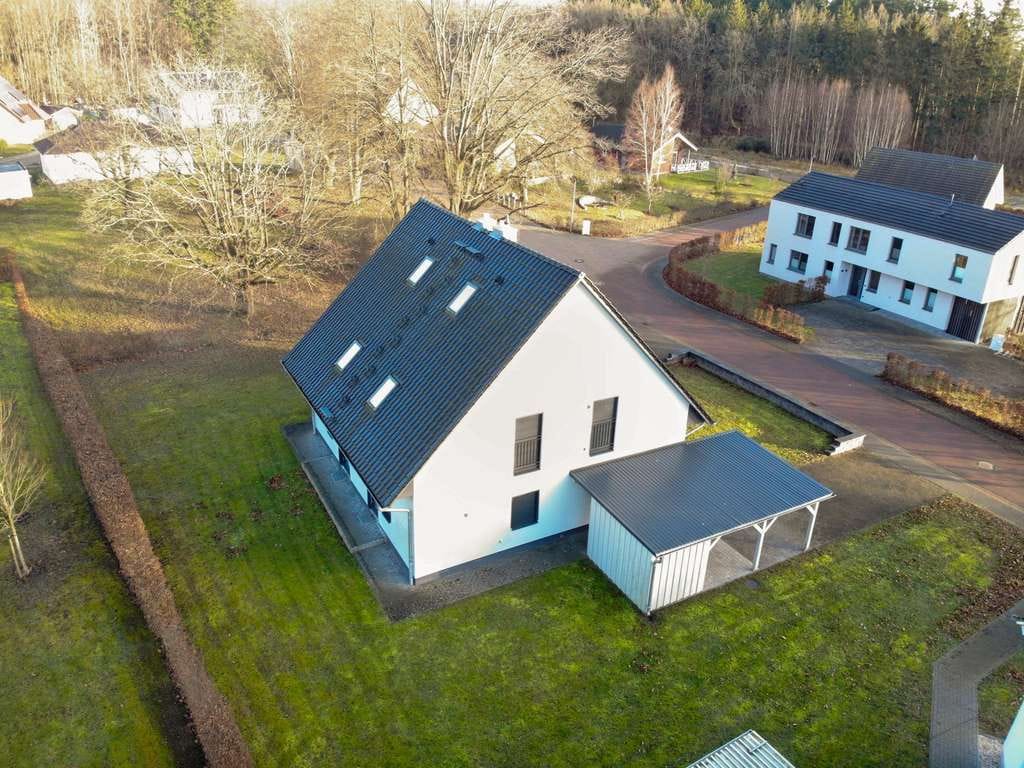 Immobilie in Fünfseen - Lenz I Traumhaftes Doppel-Ferienhaus unmittelbar am Plauer See. - Bild 1