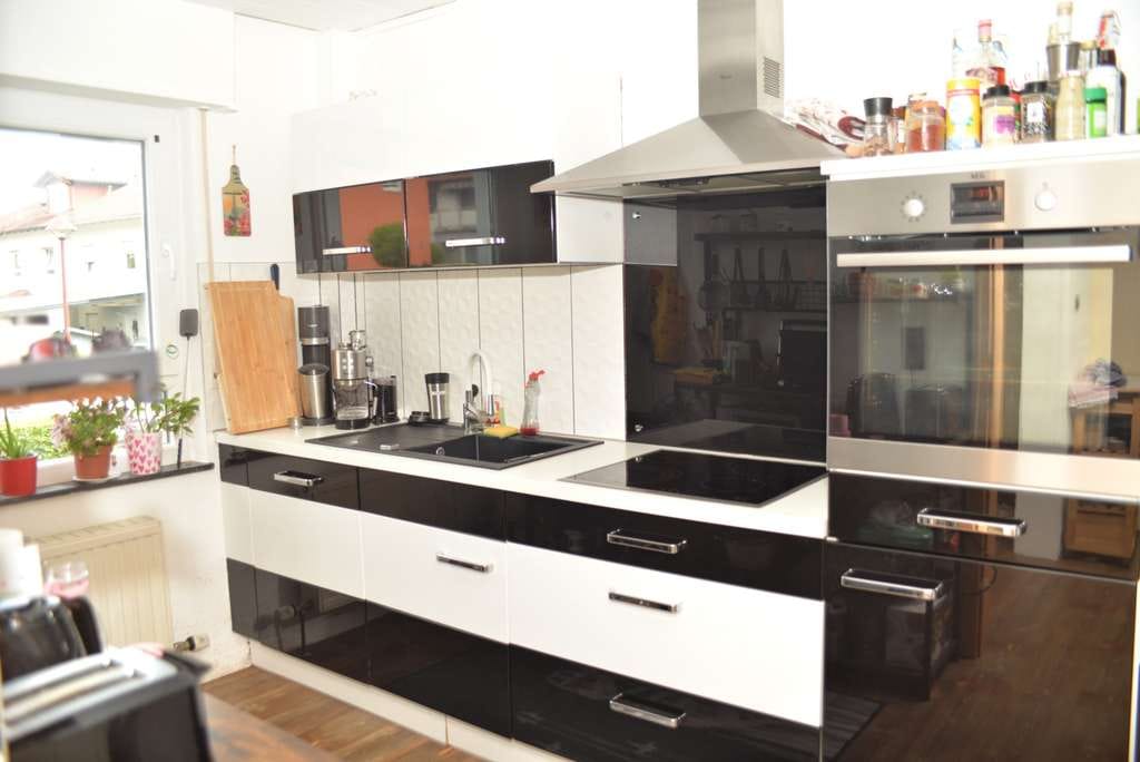 Immobilie in Siegelsbach - Schönes Einfamilienhaus (REH) mit Garagen - Bild 4