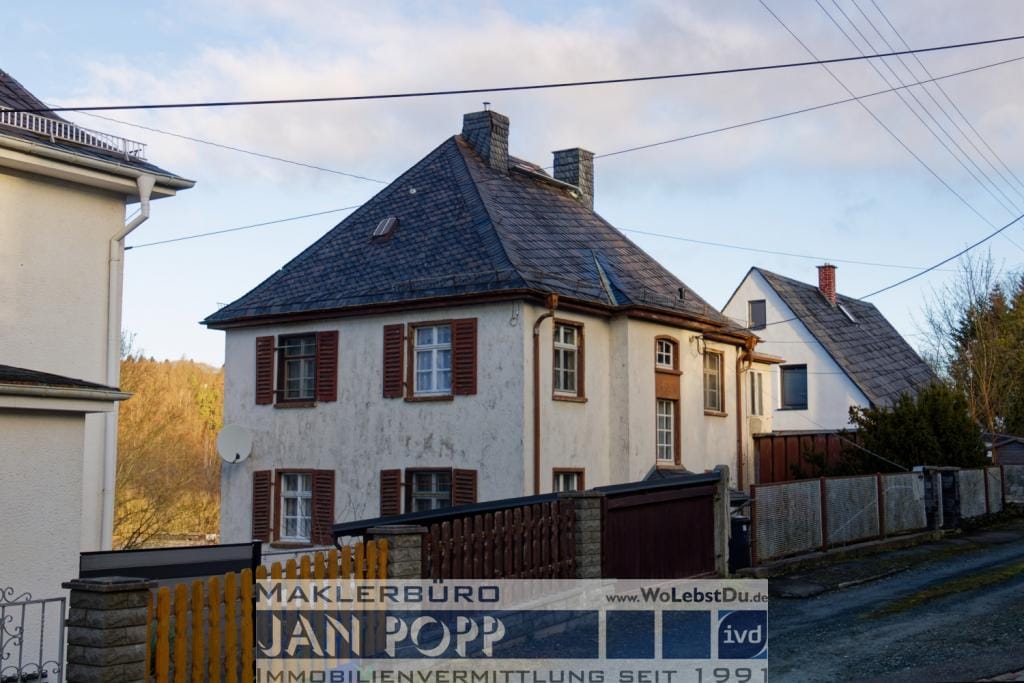 Immobilie in Greiz - Sanierungsbedürftiges Einfamilienhaus - Bild 1
