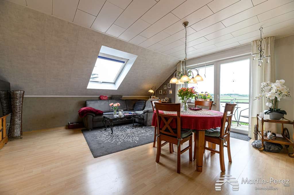 Immobilie in Breckerfeld - Gepflegte Drei-Zimmer-Wohnung
- Balkon - Keller - Stellplatz - - Bild 3